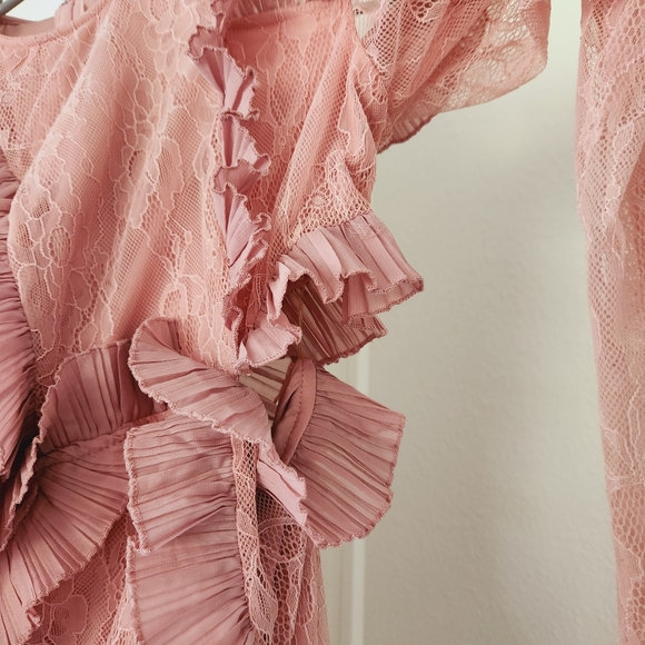 Glamorous Clothing brand Pink Dress - Picture 4 of 5